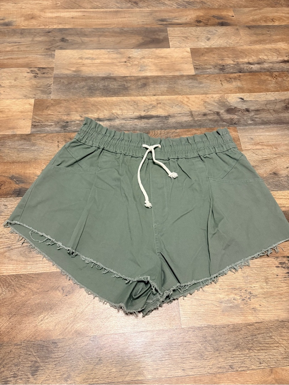 SO Olive Green Frayed Hem Pull-On Shorts XL Casual Summer Beach Boho